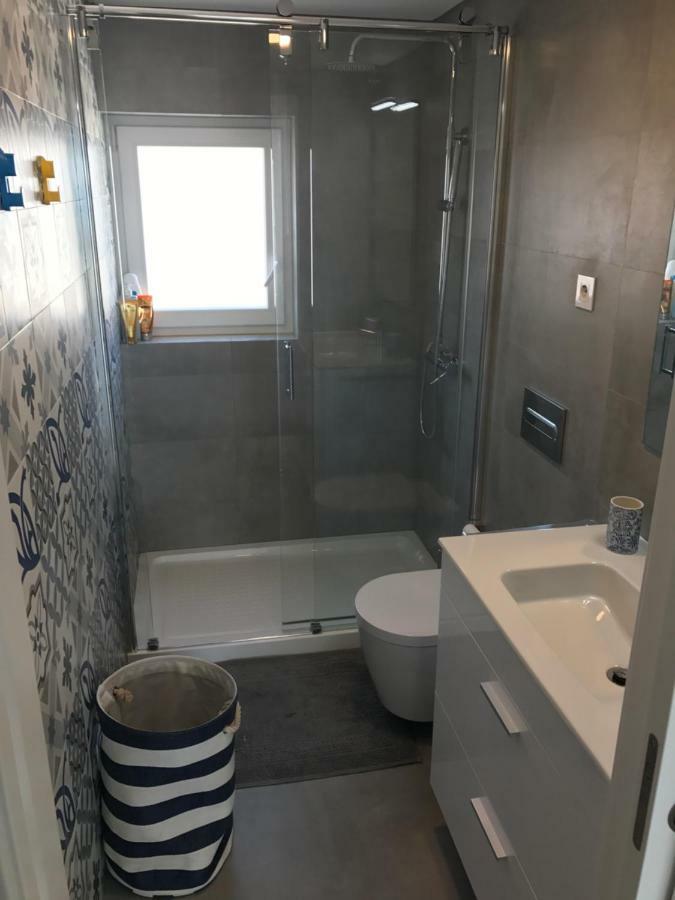 Blue Bay Beach Apartment Сесимбра Екстериор снимка