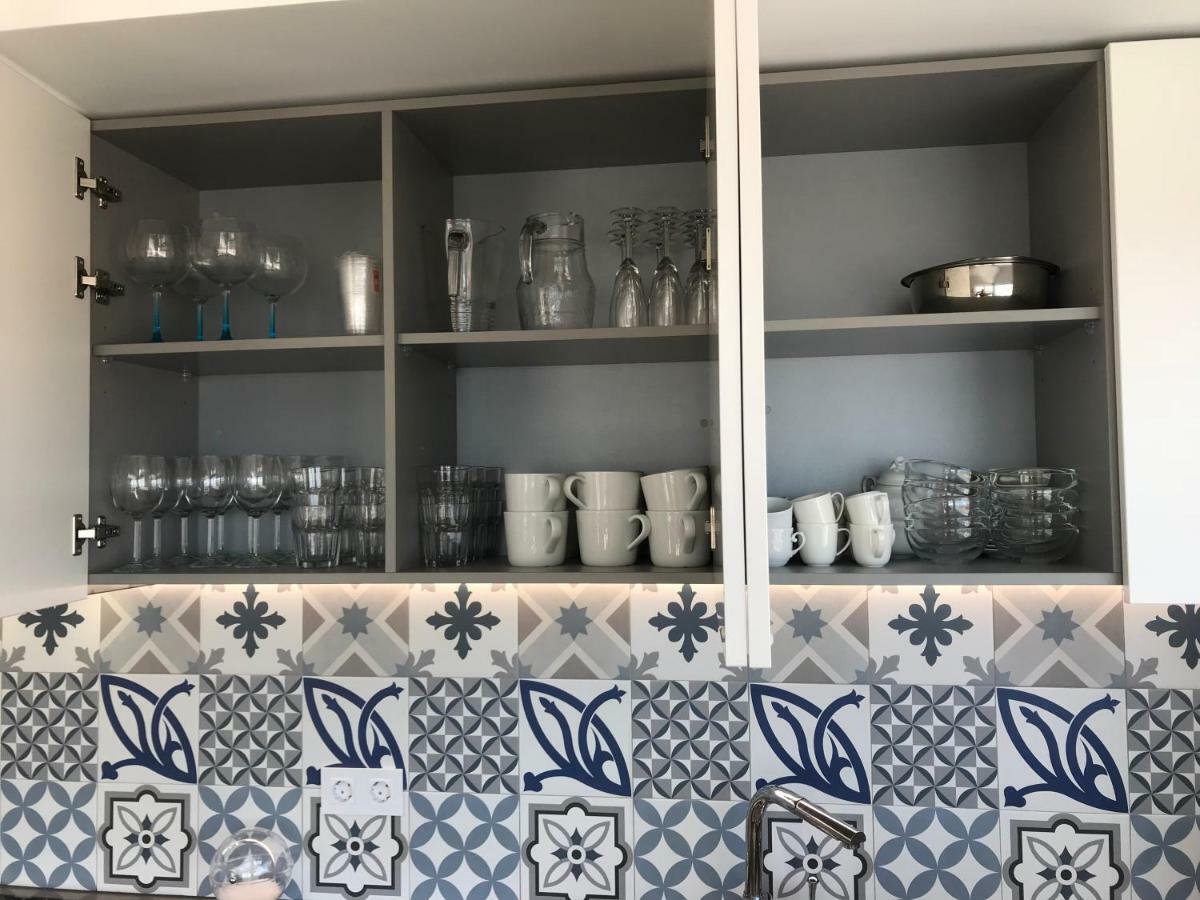 Blue Bay Beach Apartment Сесимбра Екстериор снимка