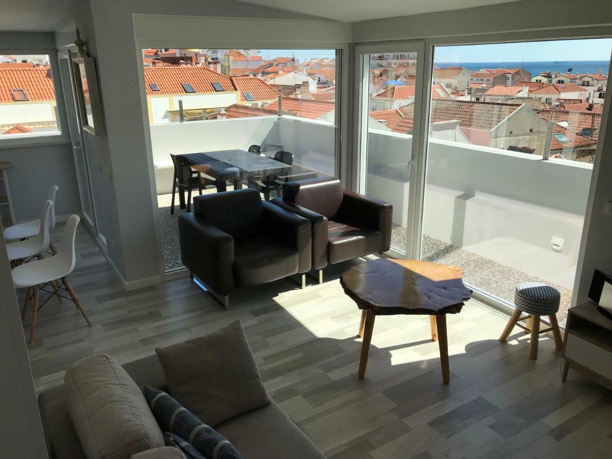 Blue Bay Beach Apartment Сесимбра Екстериор снимка